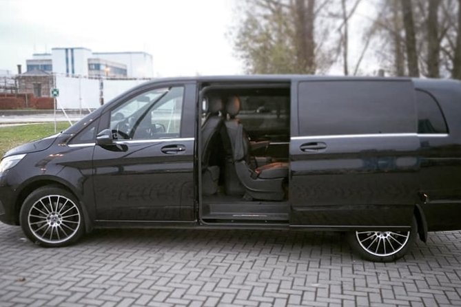 Brussels Shuttle Transfer <-> Mons (1 to 8 PLACES)