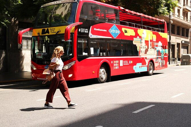 Buenos Aires: Hop on Hop off Bus Tour 24 Hrs + Navigation