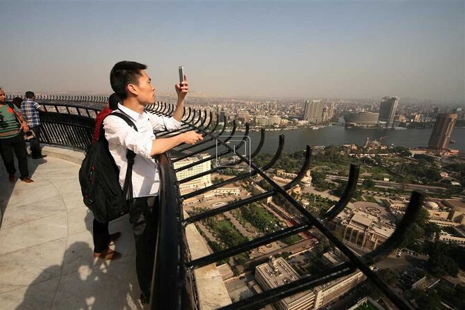 Cairo Free Walking Tours & Horse Carriage Ride by Night - Itinerary Highlights