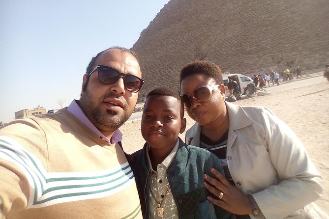 Cairo in a Private One Day Tour (Pyramids , Sphinx, Museum )