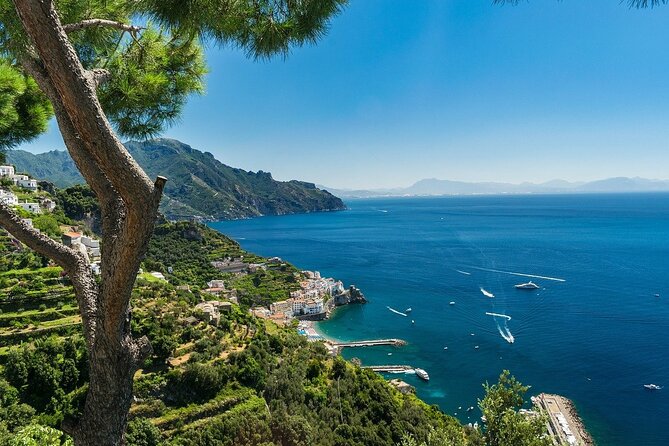 Capri and Blue Grotto Stress Free Day Tour With Kids From Naples