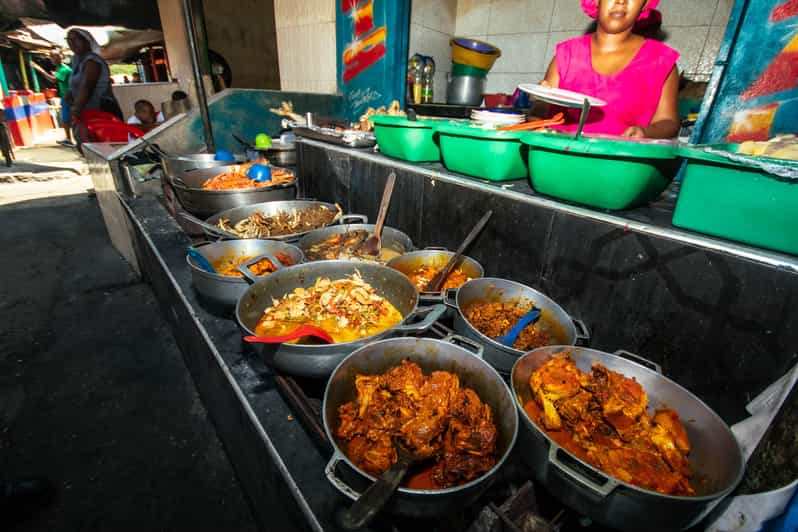 Cartagena: Breakfast / Lunch SEA FOOD Cooked by Native WOMEN