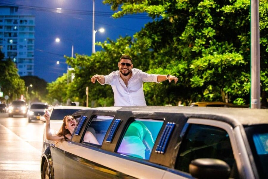 Cartagena: Limousine Tour Through the Streets of Cartagena
