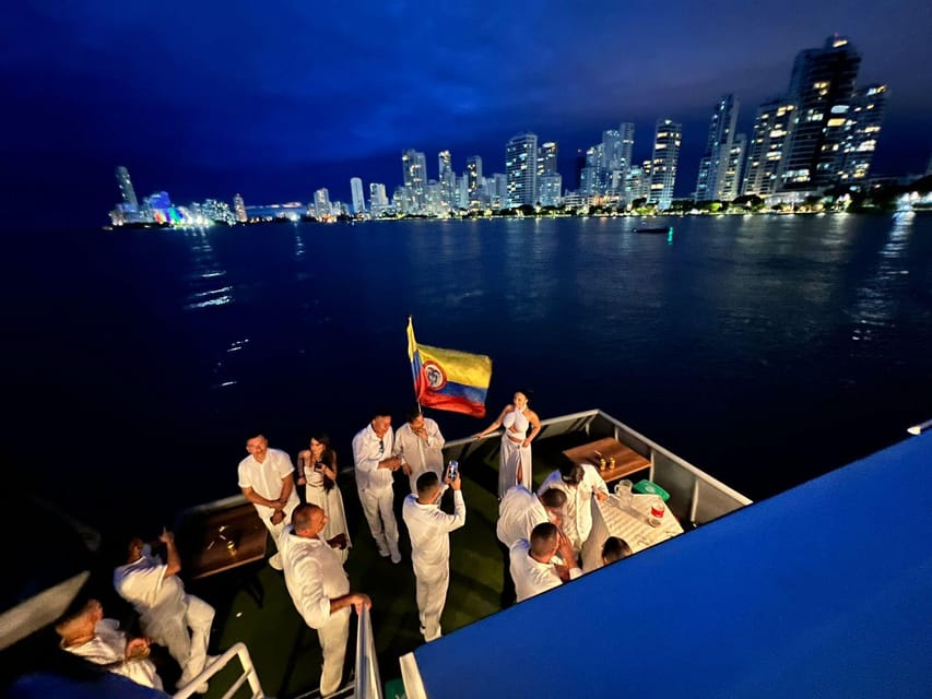 Cartagena: Sail in the Bay of Cartagena During Sunset