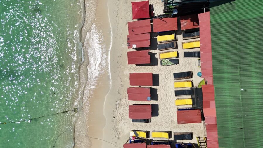 Cartagena: Tour of the Islands With Snorkeling, Lunch, and Plankton Activity