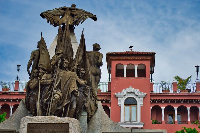 Casco Antiguo Walking Tour and the Panama Canal - Highlights of the Casco Antiguo Walking Tour