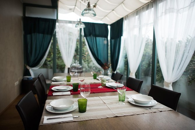Cesarine: Typical Dining & Cooking Demo at Locals Home in Turin