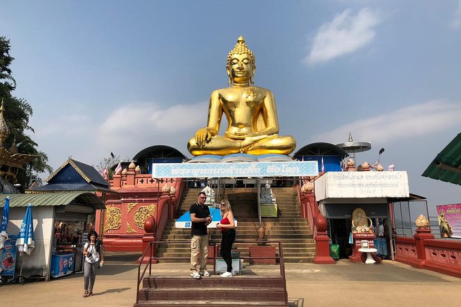 Chiang Rai in a Day: White Temple, Golden Triangle, Boat Ride to Laos, Long Neck