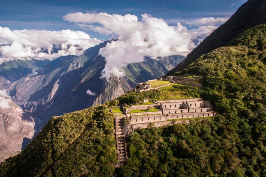 Choquequirao: 3-Day Hike to the Lost City of the Incas ||