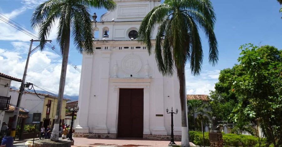Colonial Paradise; Private Trip to Santa Fé From Medellín
