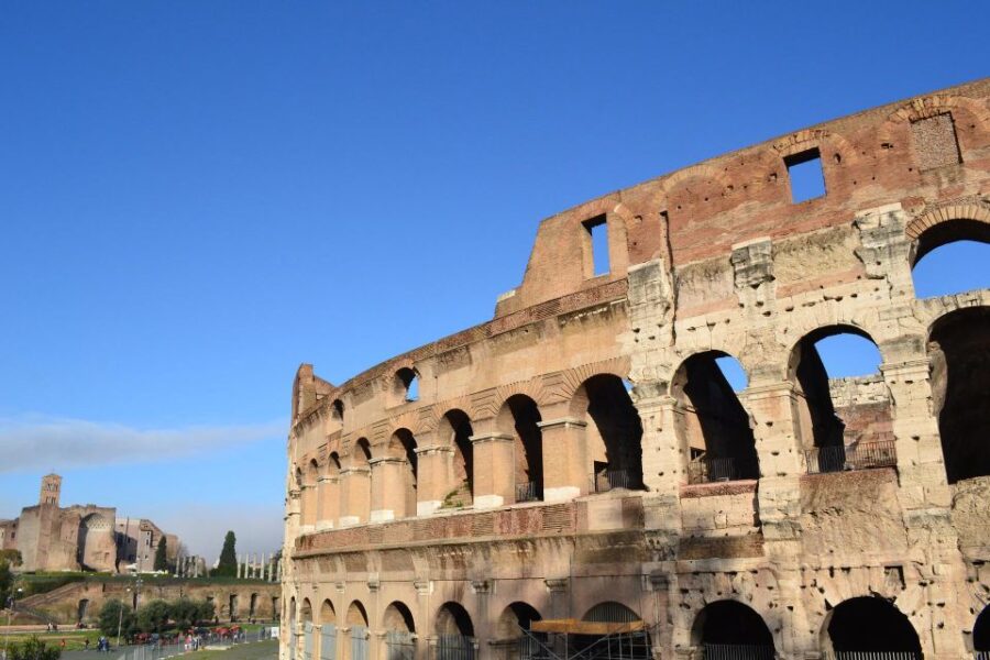 Colosseum Express Tour With Local Guide