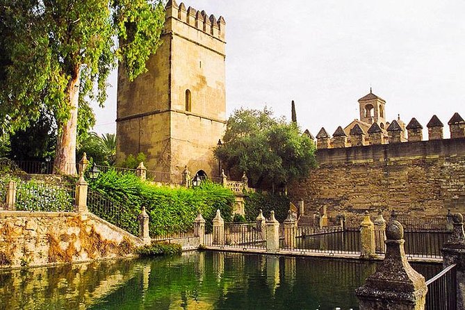Cordoba: Fantastic Tour With Tickets - Schedule Details