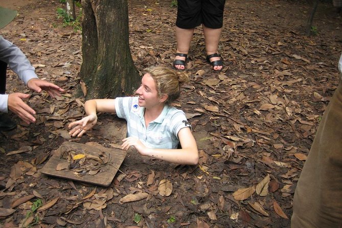 Cu Chi Tunnels With Lunch - Private Tour