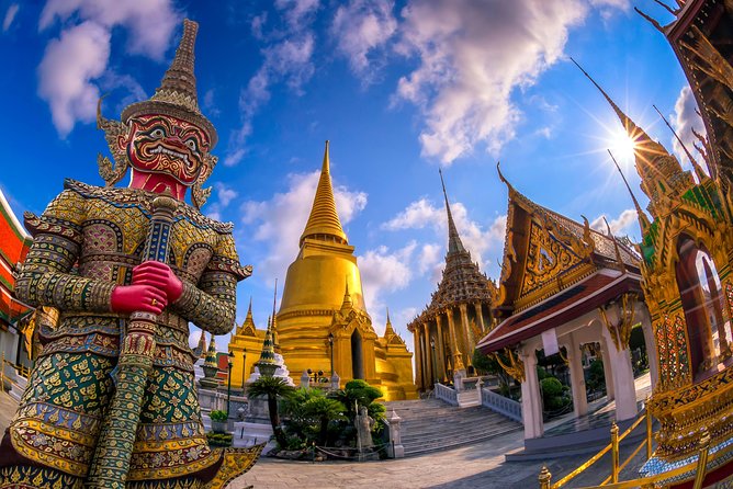 Cultural Discovery of Bangkok With Your English-Speaking Guide