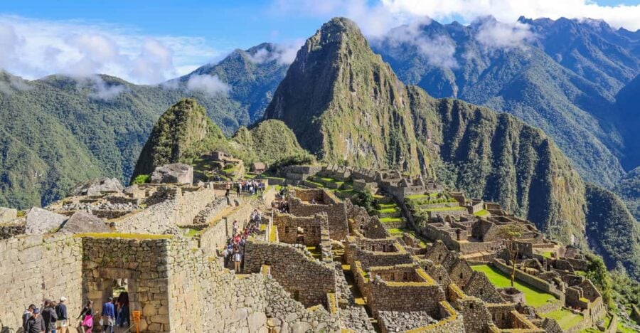 Cusco: One Day Tour to Machu Picchu With Train Transfers