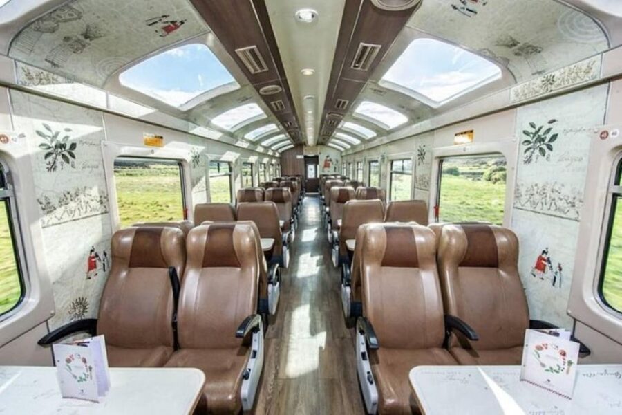 Cusco, Tour Machu Picchu and Sacred Valley 2 Days + Hotel and Train