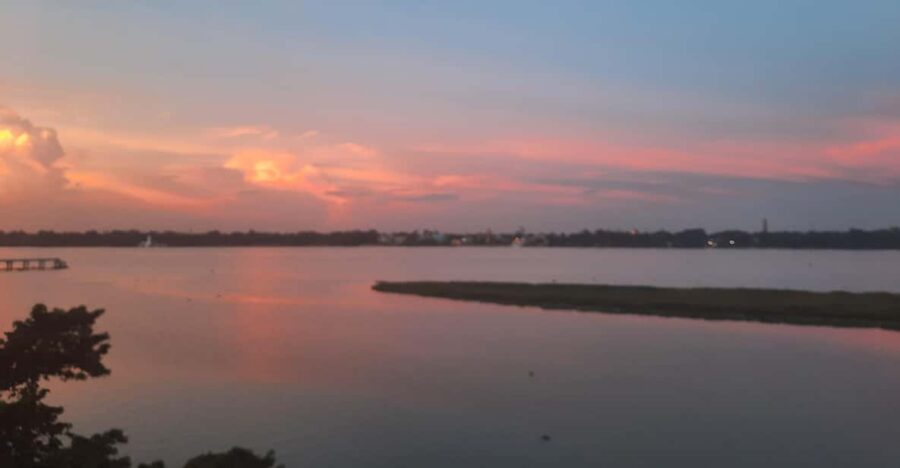 Day Out Beside the River Ganges in Bungalow and Boat Ride - Overview and Pricing