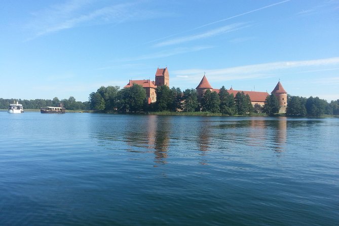 Day Tour Out of Vilnius: Paneriai Holocaust Park,Trakai Castle, Medieval Kernave