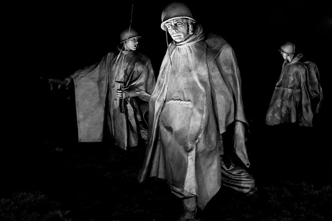DC Monuments by Moonlight: Small Group Walking Tour