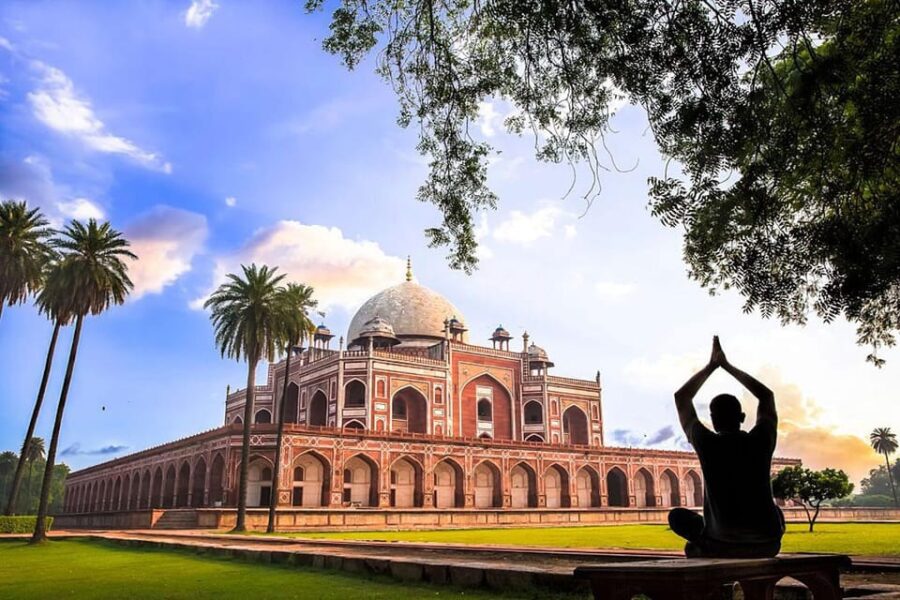 Delhi: Full-Day Guided Tour With Red Fort and Lotus Temple