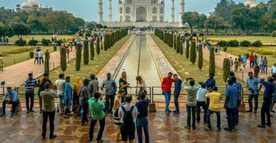 Delhi to Agra: Royal Day Tour