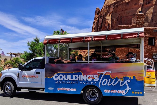 Deluxe Tour of Monument Valley 4:00pm