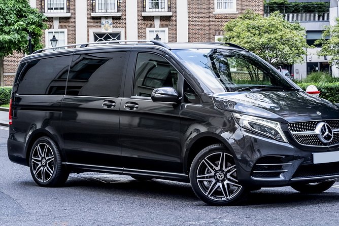Departure Private Transfer: Hollywood Beach to Airport FLL in Luxury Van