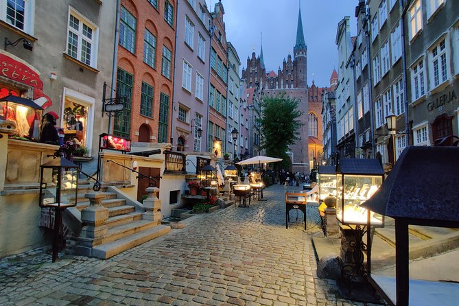 Discover the Magic of Old Gdańsk: Private Main Town Walking Tour - Tour Overview