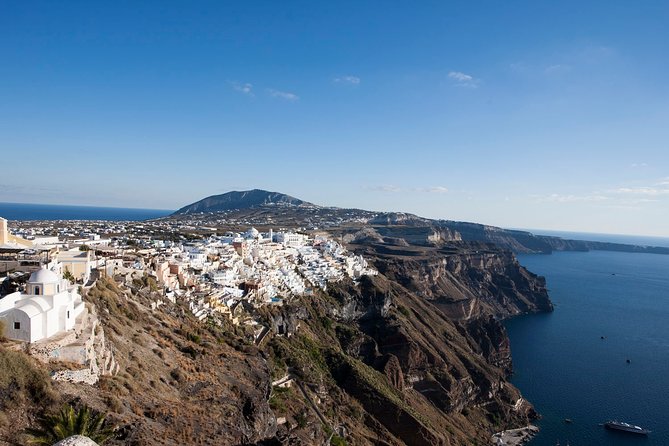Discover the Real Santorini.