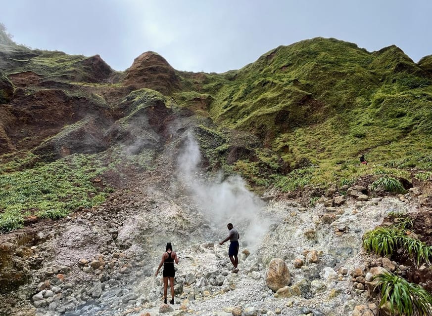 Dominica: Hiking Tour to the Boiling Lake!