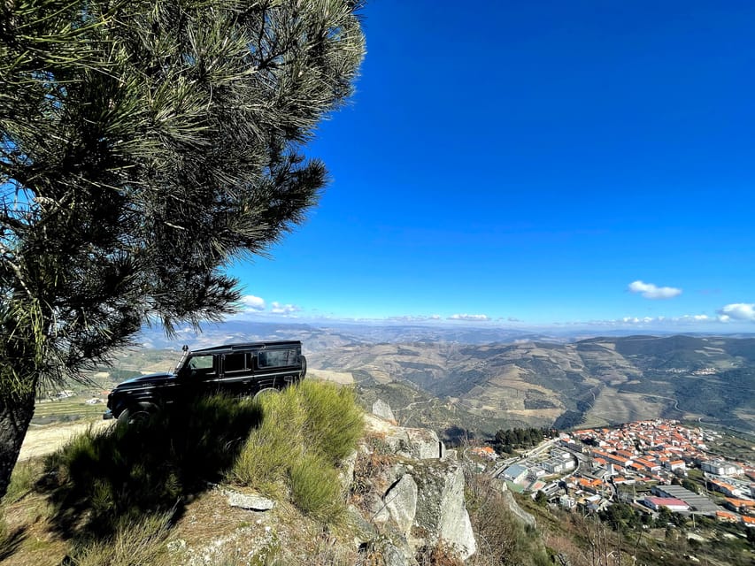 Douro Off-Road Experience: Visit to a Winery and a Picnic