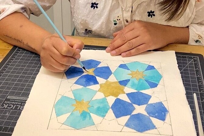 Drawing and Painting Class of Alhambra in Granada