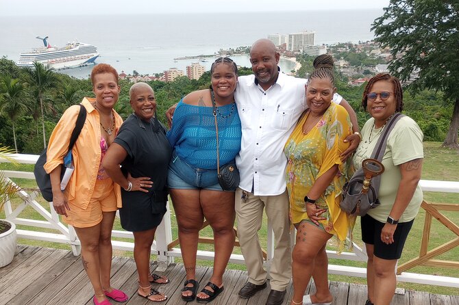 Dunns River Falls and Ocho Rios Sightseeing With Shopping
