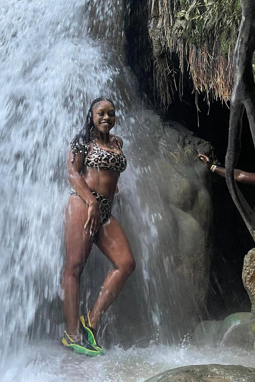Dunns River Falls and Zipline Private Tour