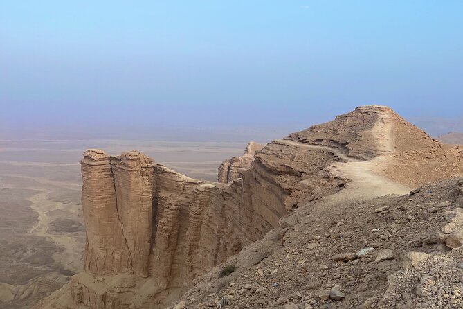 Edge of the World and Huraymila National Park Tour