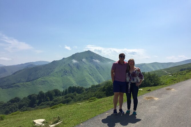 El Camino and the Pyrenees Private Day Tour From St-Jean-Pied-De-Port to Roncesvalles