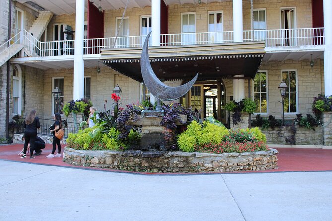 Eureka Springs Self Guided App GPS Famous Ghost's Walking Tour - Tour Overview and Highlights