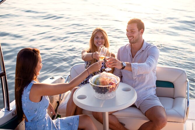 Experience Amsterdam Nightlife on Canal Cruise With Cheese & Wine - Overview of Amsterdam Nightlife Cruise