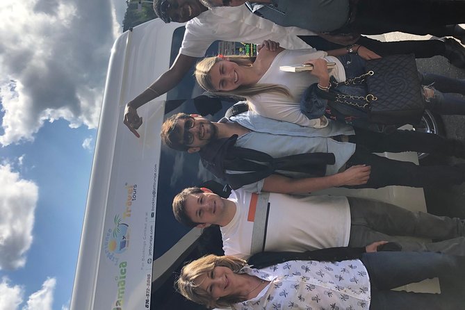 Explore Montego Bay Private Airport Round Trip Transfer to Negril