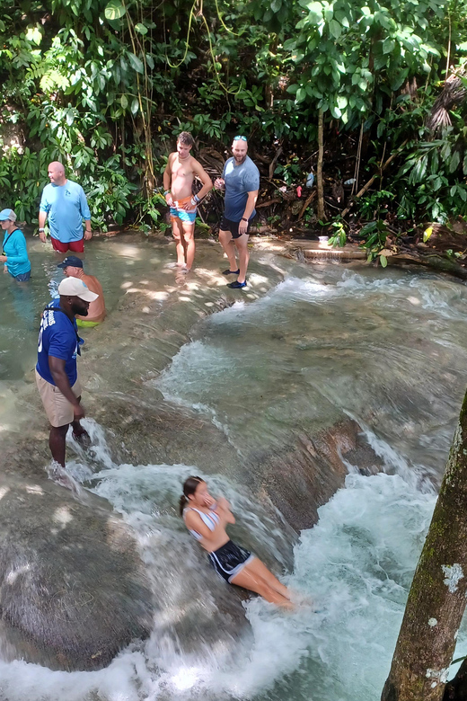Falmouth To Dunn’s River Falls