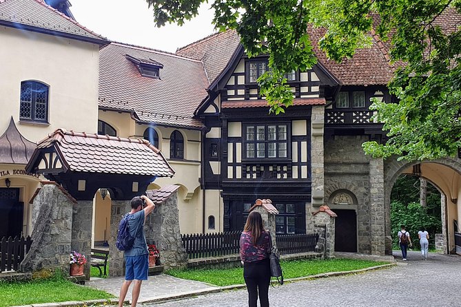 Famous Castles Peles & Bran | Attentive Guide | PrivateTour