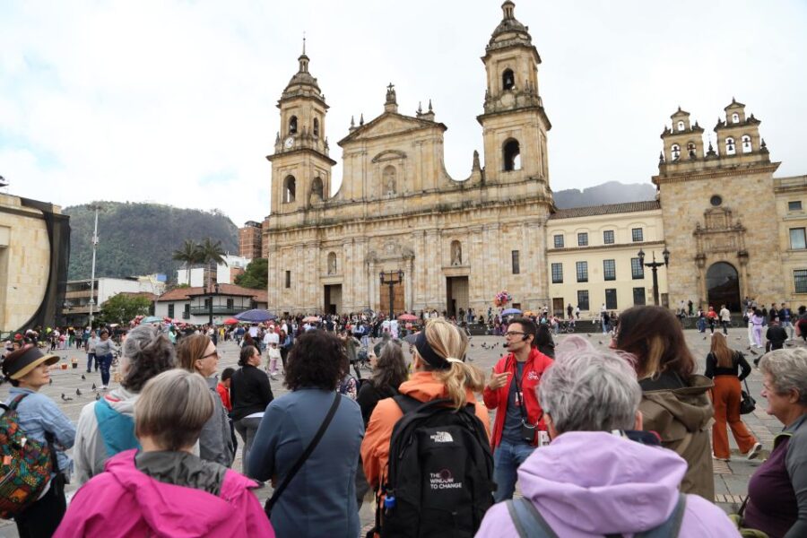 Free Colombian Conflict Tour: War, Drug Trafficking & Peace