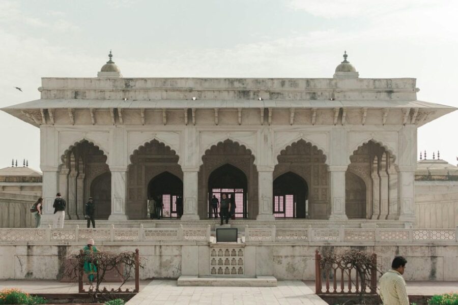 From Agra: Skip The Line Taj Mahal and Agra Fort Tour