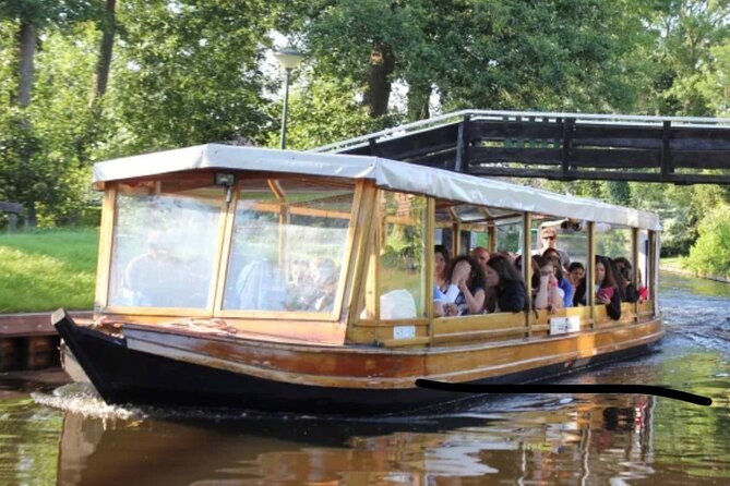 From Amsterdam: Discover the Charm of Giethoorn With Boat Cruise