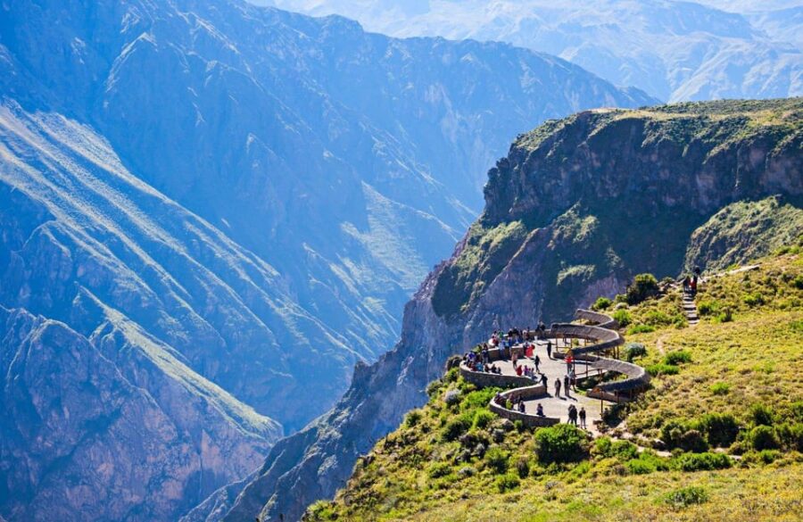 From Arequipa: Colca Canyon Excursion + Transfer to Cusco