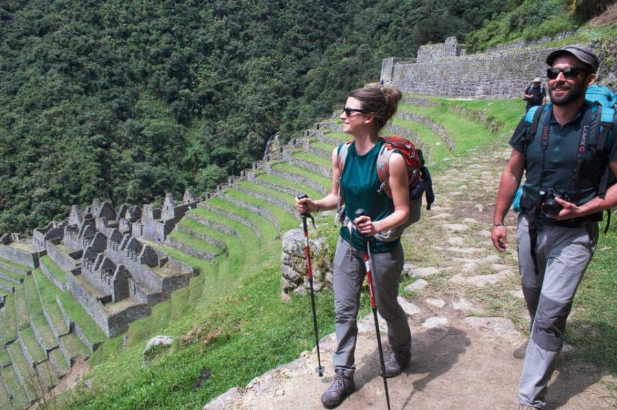 From Cusco: 4-Day Inca Trail to Machu Picchu With Hotel