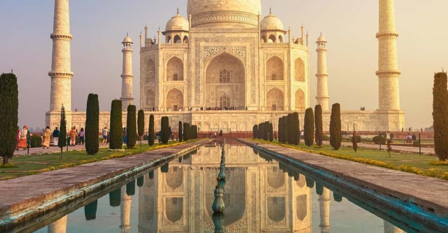 From Delhi: 4-Day Golden Triangle Tour With Car & Guide Only
