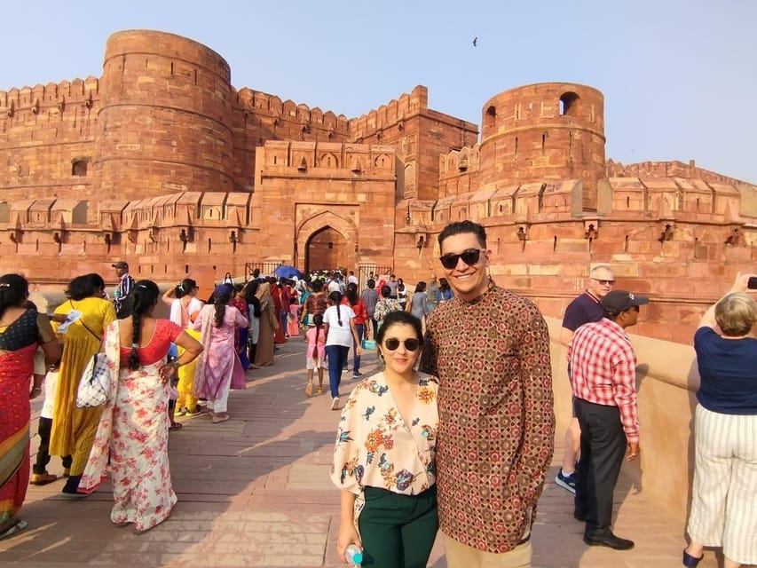 From Delhi: Agra Day Trip by Train With Taj Mahal & Lunch