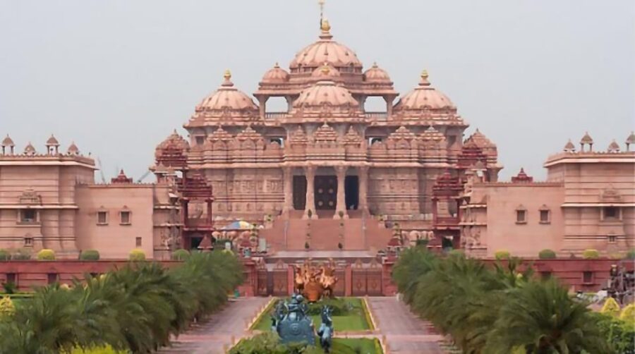 From Delhi: Akshardham Tour With Light & Water Show