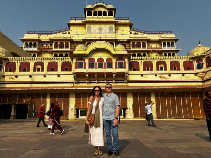 From Delhi : Full Day Jaipur Sightseeing Tour & Return Delhi